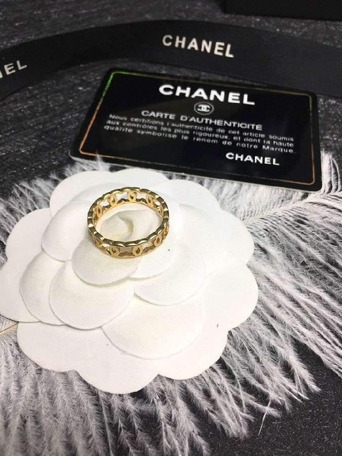 指輪 流行り Chanel
